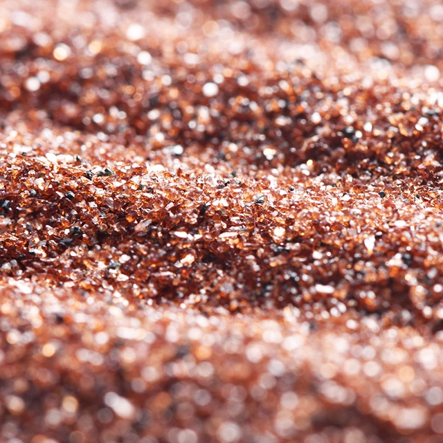 How To Choose The Right Abrasive for Sandblasting?