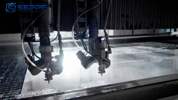 waterjet_cutting_stainless_steel_cover_from_png.jpg